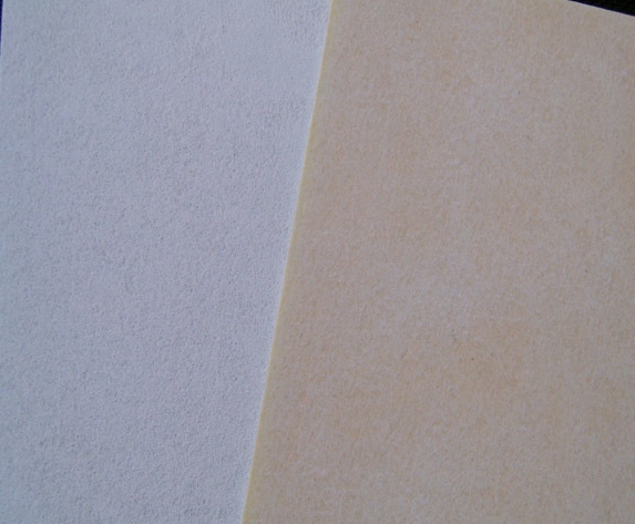 セルフ接着剤のあるケンブレラ